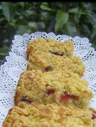 Сливовый пирог со штрейзелем