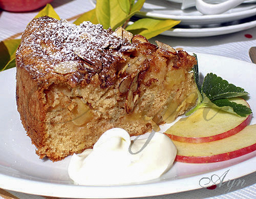 Яблочный кекс с корицей