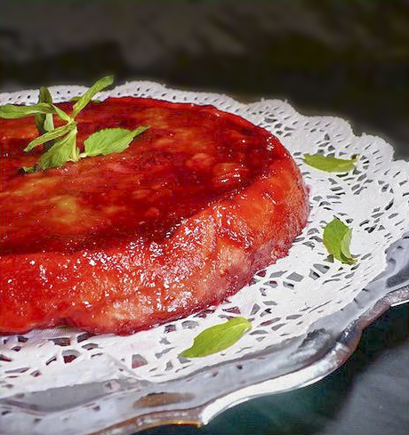 Пирог с клубникой и ревенем