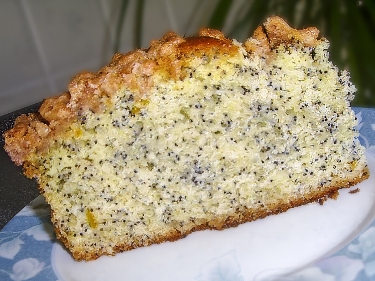 Кекс с маком и кардамоном