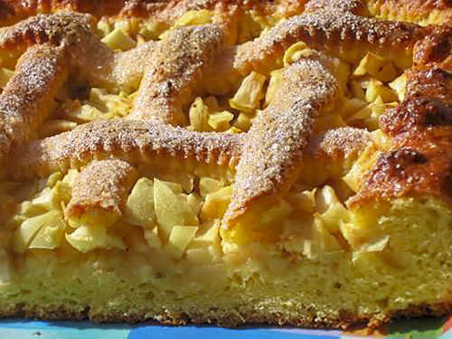 Песочный пирог с яблоками