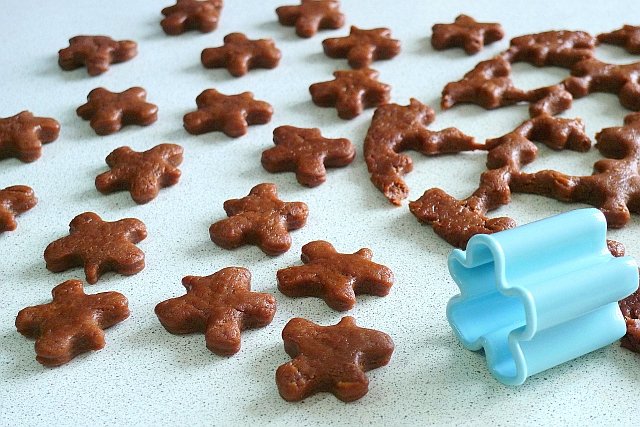 Шоколадный пирог с яблоками