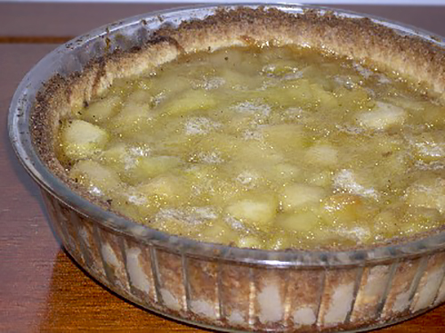 Яблочный пай с медовой глазурью