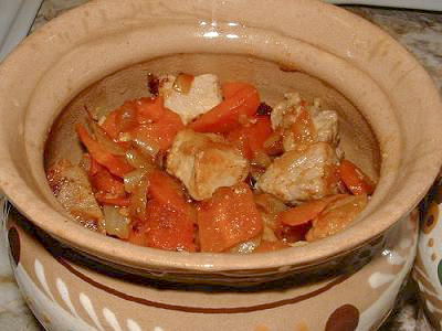 Жаркое в горшочке