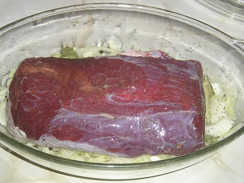 Говядина на луке