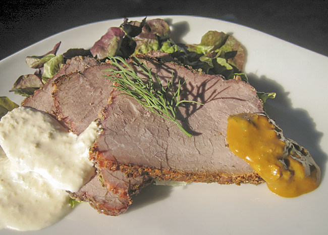 Ростбиф с двумя соусами