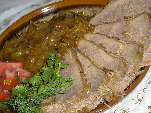 Говядина на луке