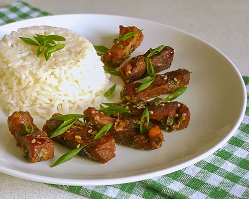 Мясо или птица в азиатском маринаде с зеленым луком