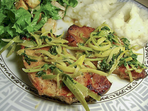 Свинина в апельсиновом соусе на гриле