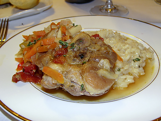 Свиные ножки по-милански (Ossobuco alla milanese)
