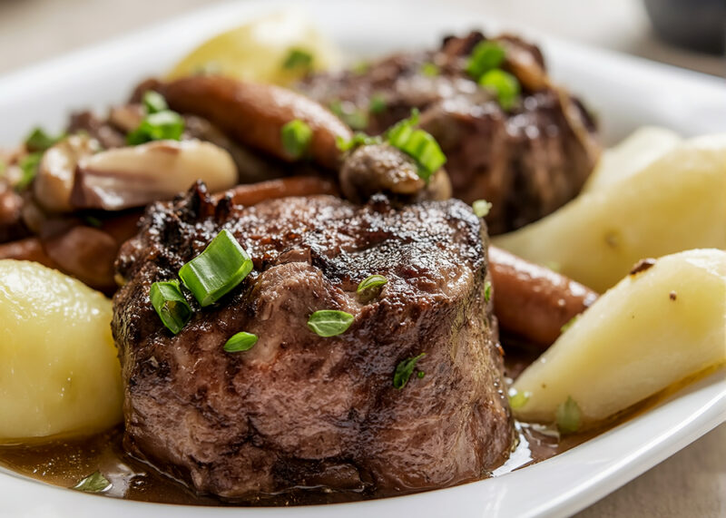 Тушеные бычьи хвосты (Rabo de Toro)