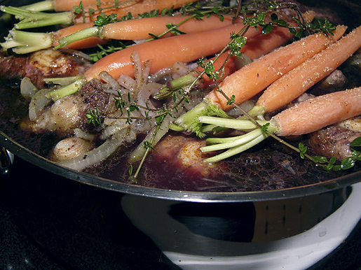 Тушеные бычьи хвосты (Rabo de Toro)