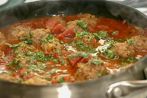 Тефтели в пряном соусе