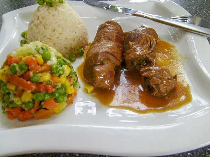 Рулеты из говядины (Rinderrouladen)