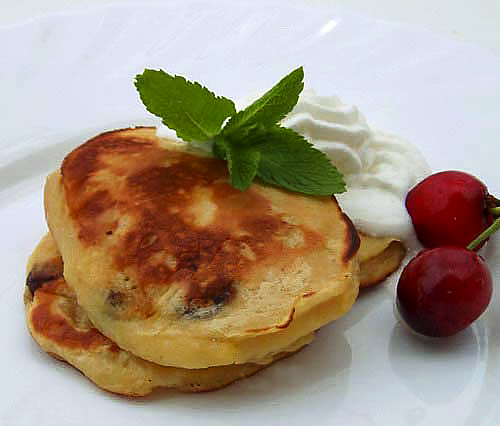 Банановые оладьи с шоколадными чипсами