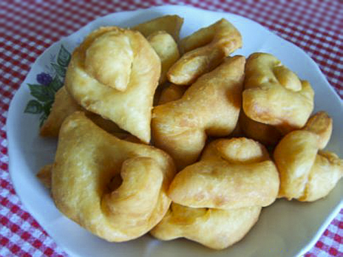 Кребли на дрожжевом тесте