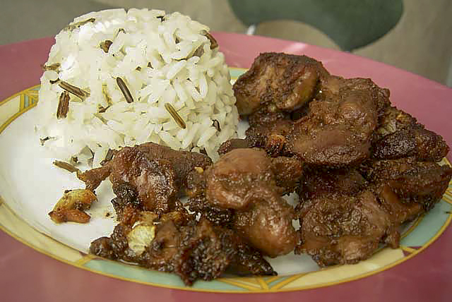 Тушеные куриные потрошки в маринаде