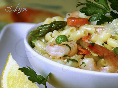 Паста в стиле ризотто с креветками и овощами