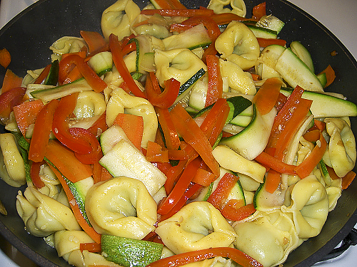 Тортеллони с овощами