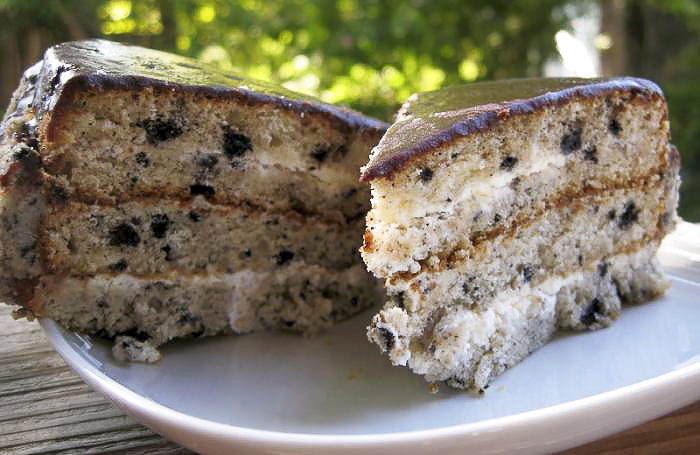 Бисквитный торт с шоколадным печеньем