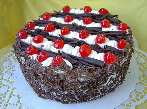 Бисквитно-песочный торт с вишней и муссом из мокко и маскарпоне