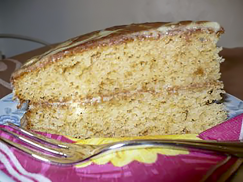 Торт на сгущенном молоке с масляным кремом и шоколадной глазурью