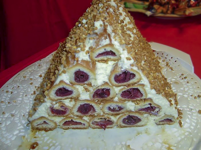 Торт "Дрова под снегом"