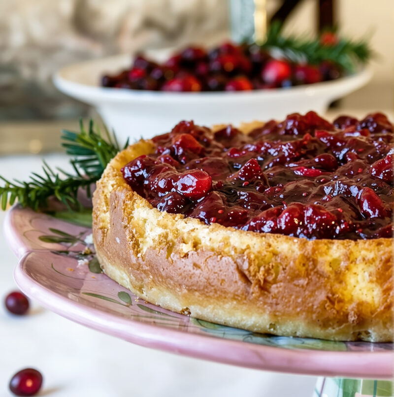Торт с медовым муссом и клюквенным желе