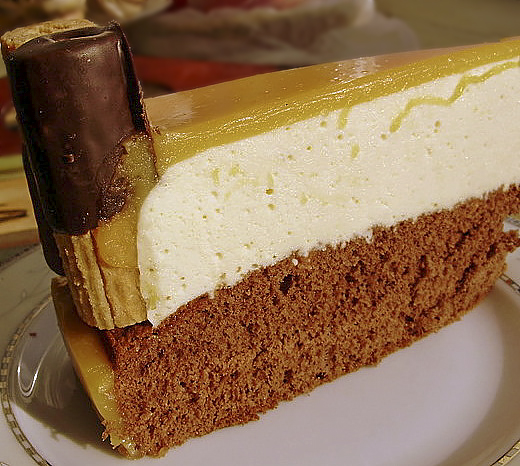 Торт с яичным ликером