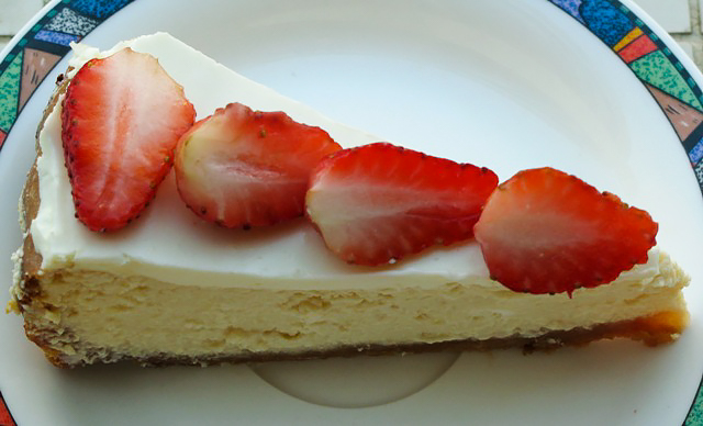 Лимонно-творожный торт