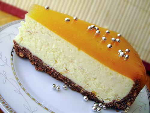 Чизкейк с белым шоколадом и абрикосами