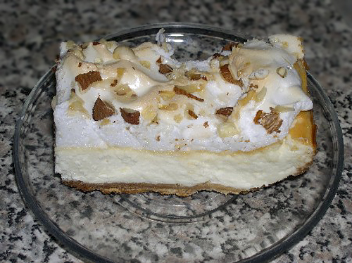 Творожный торт с миндалем