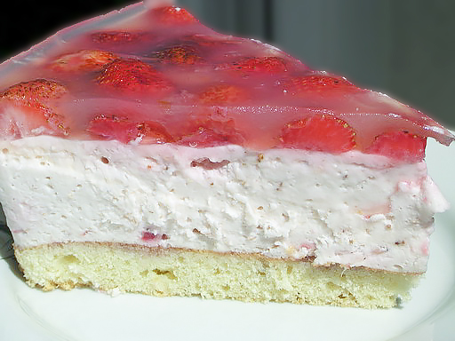 Творожный торт с клубникой