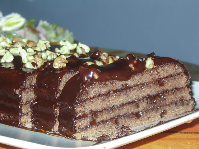 Чайный бисквитный торт