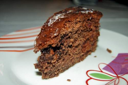 Шоколадный кекс с вишней