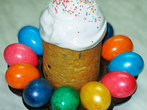 Русский пасхальный кулич